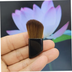 2Pcs Portable Travel Makeup Brush Professional Blush Applicators Soft Bristles for Even Powder Distribution Go Cosmetic Touch-Ups